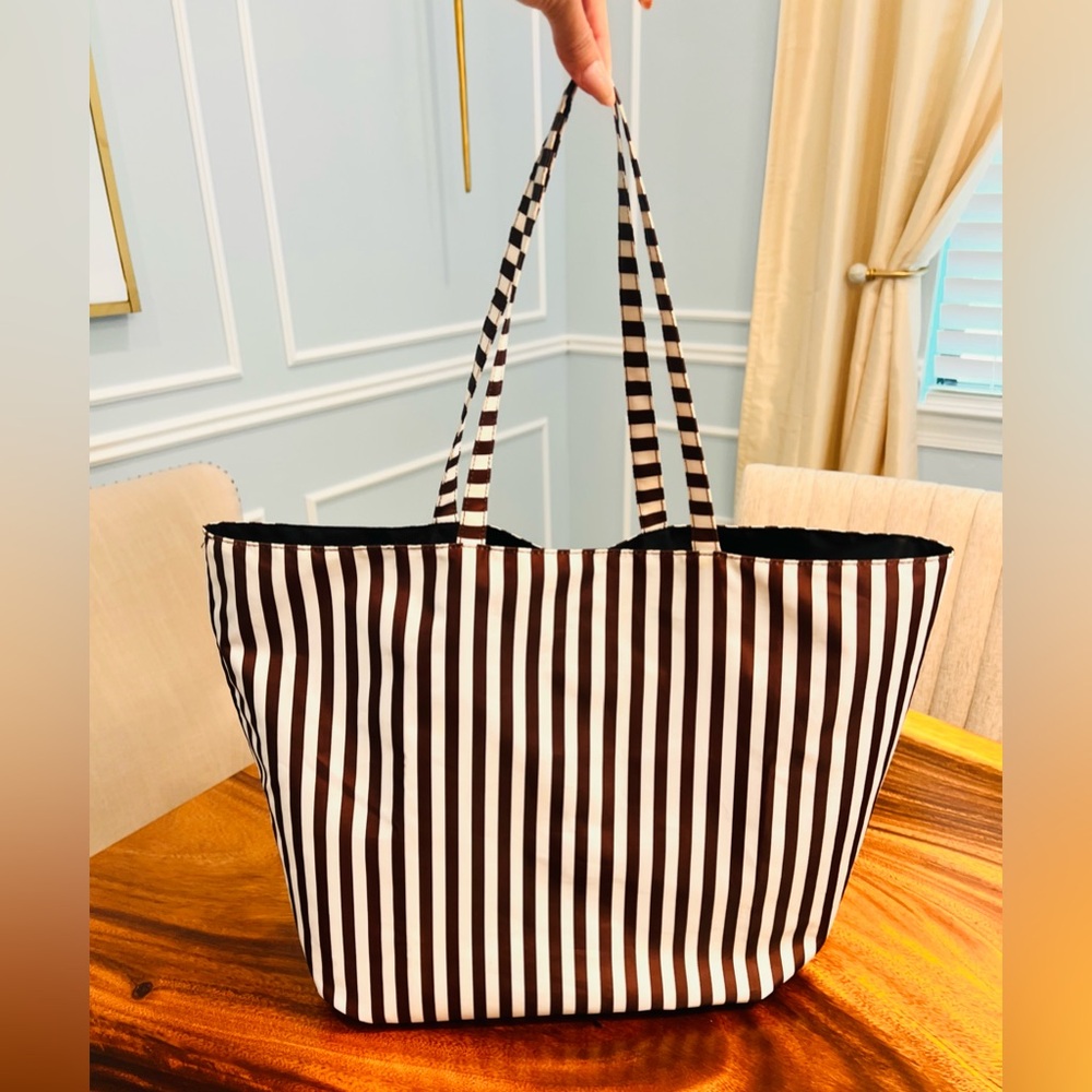 HENRI BENDEL ⭐️REVERSIBLE Nylon Tote EUC⭐️No Callouts⭐️XLarge